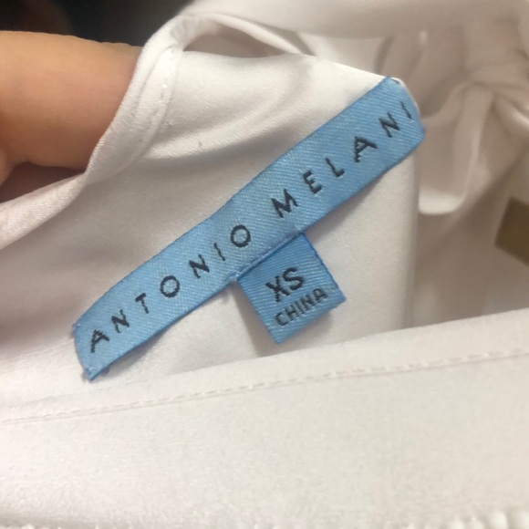 Top - Picture 3 of 5